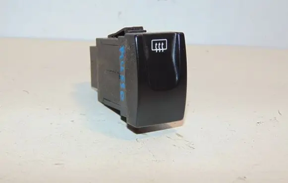 SsangYong Musso Windscreen/window heater switch 8526005000 5E029
