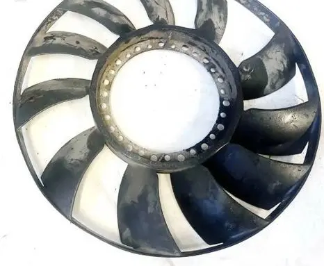 Audi A4 S4 B6 8E 8H Fan impeller 059121301