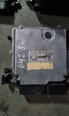 Mercedes-Benz S W220 Engine control unit/module A6429007600