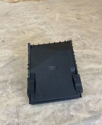 Volkswagen PASSAT B6 Fuse box cover 14189871 1K0937132F 1718006