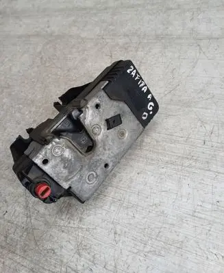 Opel Zafira A Rear door lock 24414135