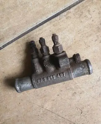 Audi 80 90 S2 B4 other engine part 8a0819497