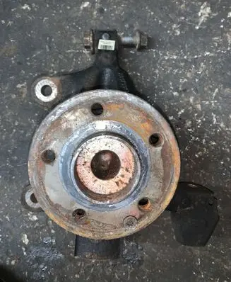 Mercedes-Benz Vito Viano W447 Front wheel hub spindle knuckle A4473320501 A4473300720 14T2662231
