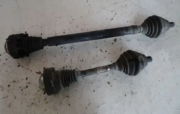 Volkswagen Eos Front shock absorber with coil spring