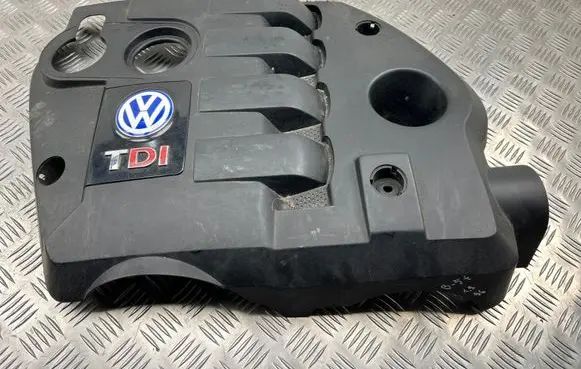 Volkswagen PASSAT B5.5 Engine cover (trim) 0134272AD 054682A