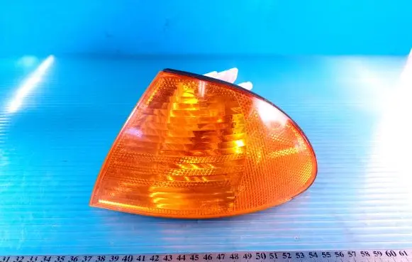 BMW 3 E46 Front indicator light 1315106140 0311328