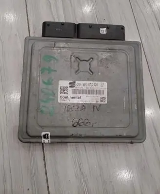 Seat Ibiza IV (6J,6P) Engine control unit/module ECU 03F906070DS