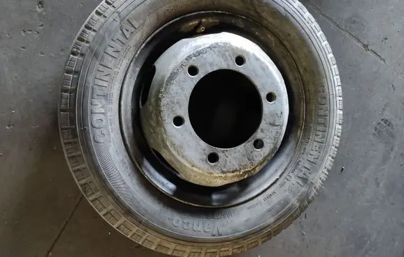 Mercedes-Benz Sprinter W901 W902 W903 W904 R15 steel rim 9044000002