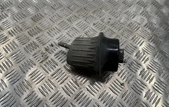 Lexus GS 300 350 430 450H Engine mount bracket