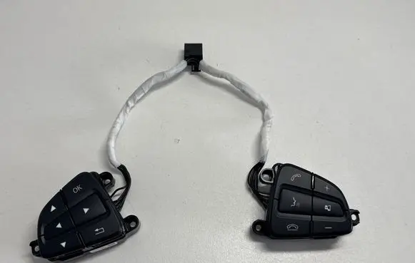 Mercedes-Benz GLE AMG (W166 - C292) Steering wheel buttons/switches A0999050600 A0999050700