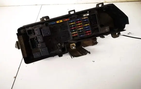Volvo S80 Fuse box set 9494210