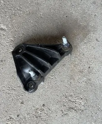 KIA Sportage Engine mounting bracket N9410