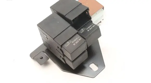 Jaguar XJ X40 Other relay LNA6705AB