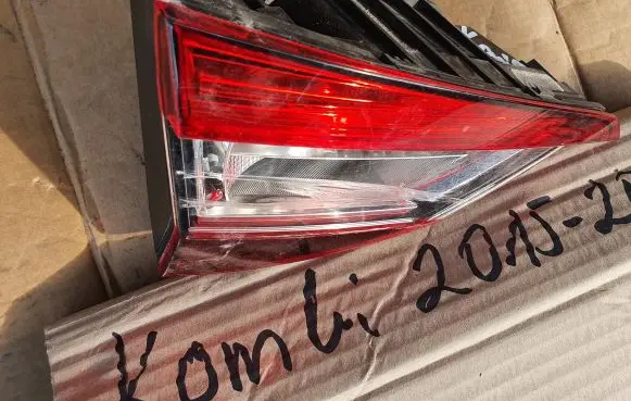 Skoda Superb B8 (3V) Tailgate rear/tail lights 3V9945307G 3V9945307F