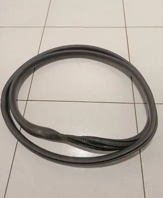 Ford Fiesta Rear door rubber seal (on body) 7d1m2a