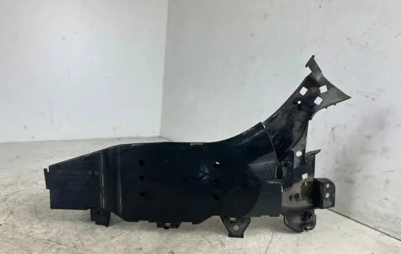 Volkswagen Golf VII Other engine bay part 5Q0971615L 5Q0971879