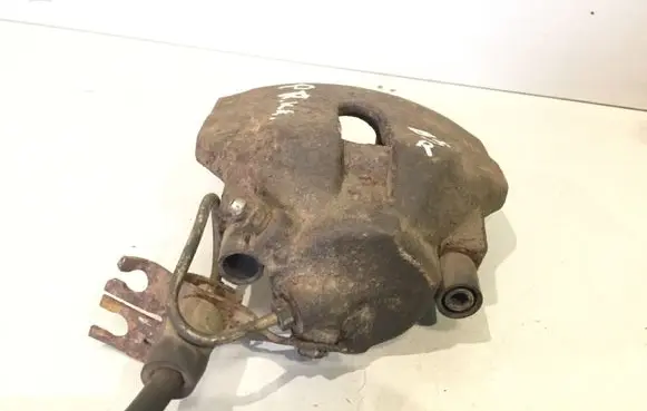 Volkswagen PASSAT B3 Front brake caliper