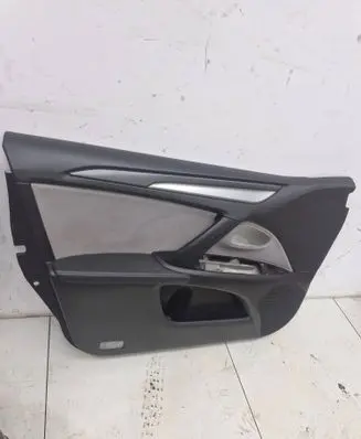 Toyota Avensis T270 Front door card panel trim 