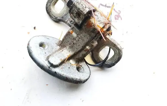 Mercedes-Benz B W245 Front door upper hinge