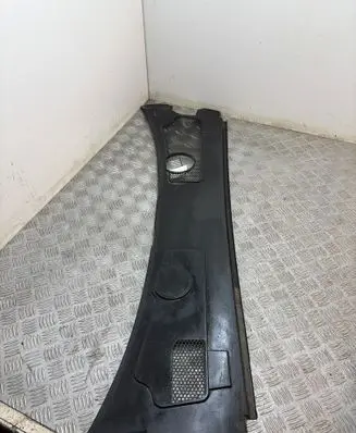 Audi A6 S6 C6 4F Wiper trim 4F1819447