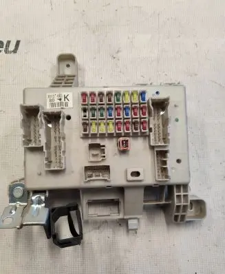 Toyota Land Cruiser (J120) Fuse box set 01136K13