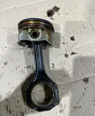 Mercedes-Benz S C217 Piston with connecting rod 278929