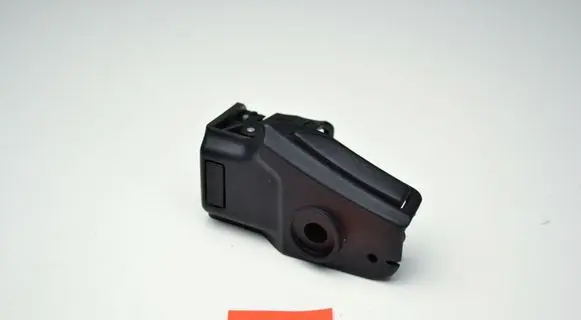 BMW 5 E60 E61 Armrest lock 8376694