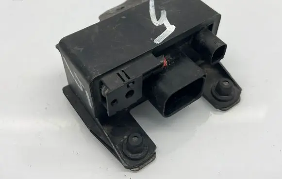 Mercedes-Benz CLK A209 C209 Glow plug pre-heat relay 0255452832