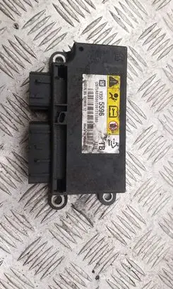 Opel Insignia A Airbag control unit/module 13505596 AS5596T092811087 404376