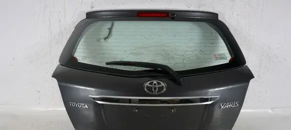 Toyota Yaris Tailgate/trunk/boot lid 