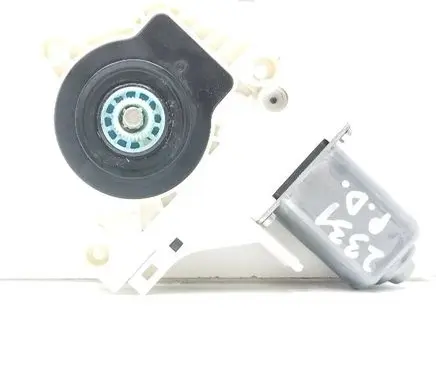 Volkswagen Sharan Front door window regulator motor 8K0959801B 130420250448 1101919810200