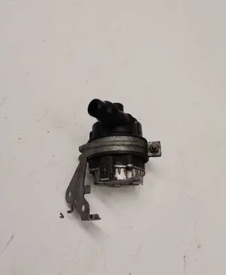 Mercedes-Benz C W205 Electric auxiliary coolant/water pump A0005002686