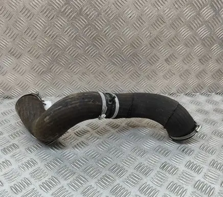 Volvo XC60 Intercooler hose/pipe 31370208 31370209