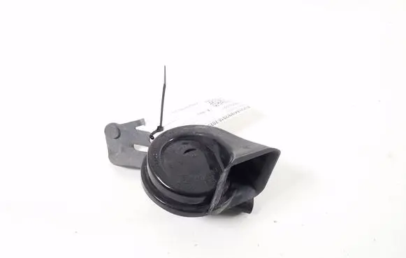 Audi A4 S4 B9 Horn signal 8W0951221