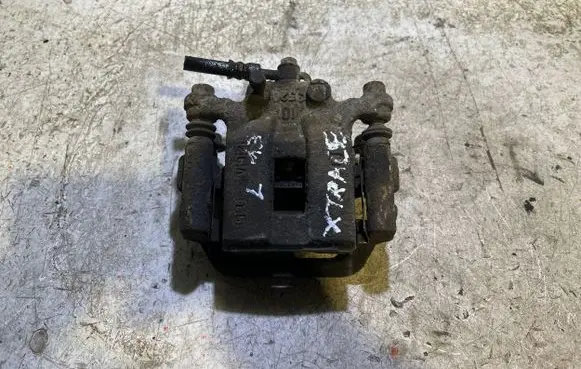 Nissan X-Trail T31 Rear brake caliper