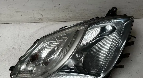 Toyota Prius (XW20) Headlight/headlamp WY21W 22CP