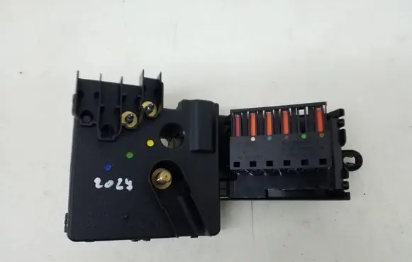 Mercedes-Benz CLS C219 Fuse module A2115461241