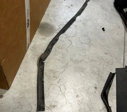 Mazda CX-3 Engine compartment rubber Z3KYV02