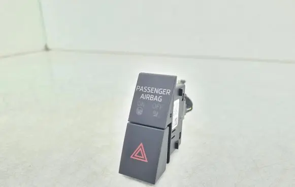 Skoda Octavia Mk3 (5E) Hazard light switch 5E0953507E