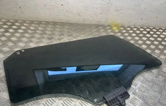 KIA EV6 Rear door window glass 824132W000
