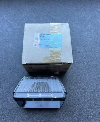 Volkswagen Transporter - Caravelle T4 Number plate light 283943111a