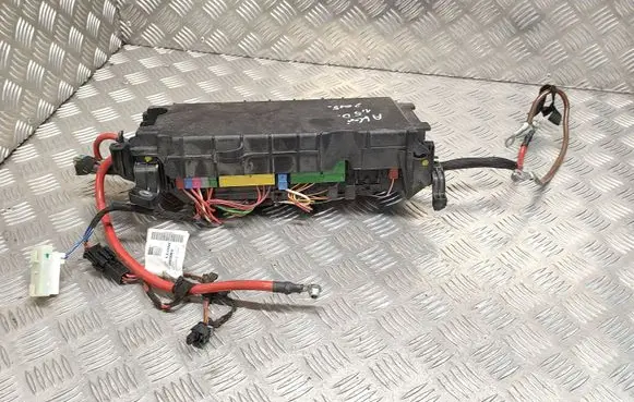 Mercedes-Benz B W246 W242 Fuse box set A2465400040