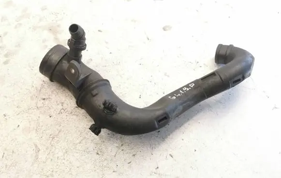 Intercooler hose/pipe