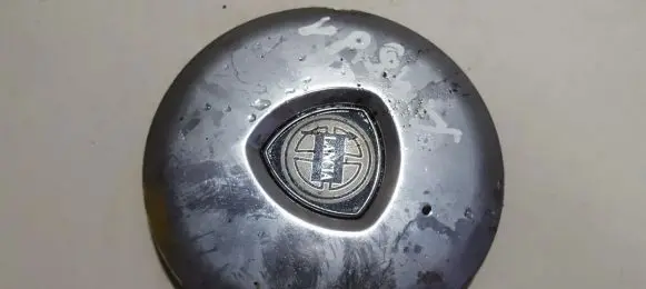 Original wheel cap