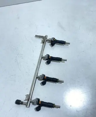 Opel Zafira B Fuel injectors set 55353806