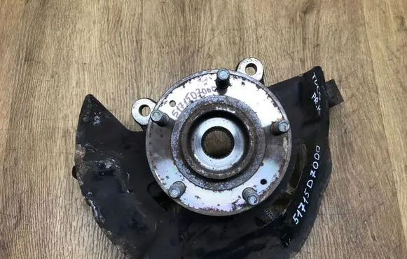 Hyundai Tucson TL Front wheel hub 51715D7000