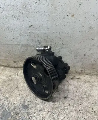 Peugeot 406 Power steering pump