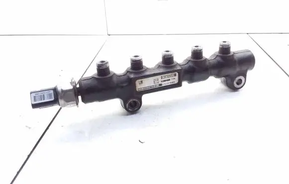 Peugeot Bipper Fuel injection high pressure pump 9654592680