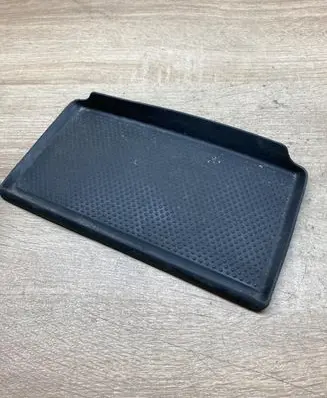 Volkswagen PASSAT B5.5 Rear storage box compartment pad/mat 3B0858169B