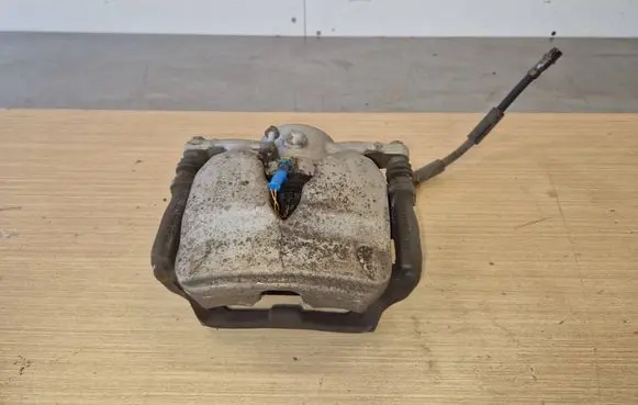 Mercedes-Benz C W205 Front brake caliper A2054210181 A2054210494